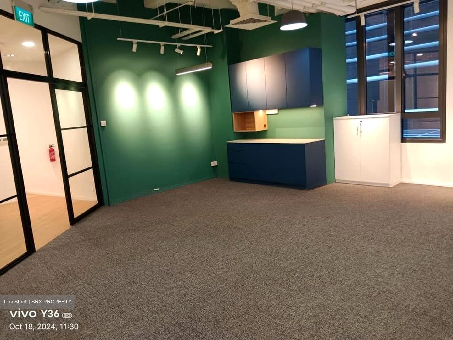 PLUS (D1), Office #558612211